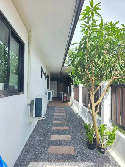 บ้านมุมชั้นเดียว 3 ห้องนอนพร้อมสระว่ายน้ำส่วนตัวให้เช่า ที่ป่าตอง