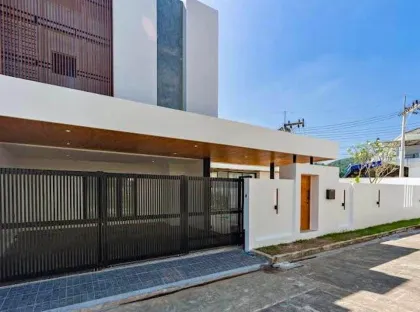 Villa con piscina en alquiler cerca del British International School Phuket