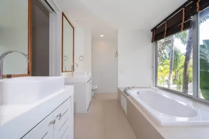 Villa de lujo de 3 habitaciones con piscina privada en Layan