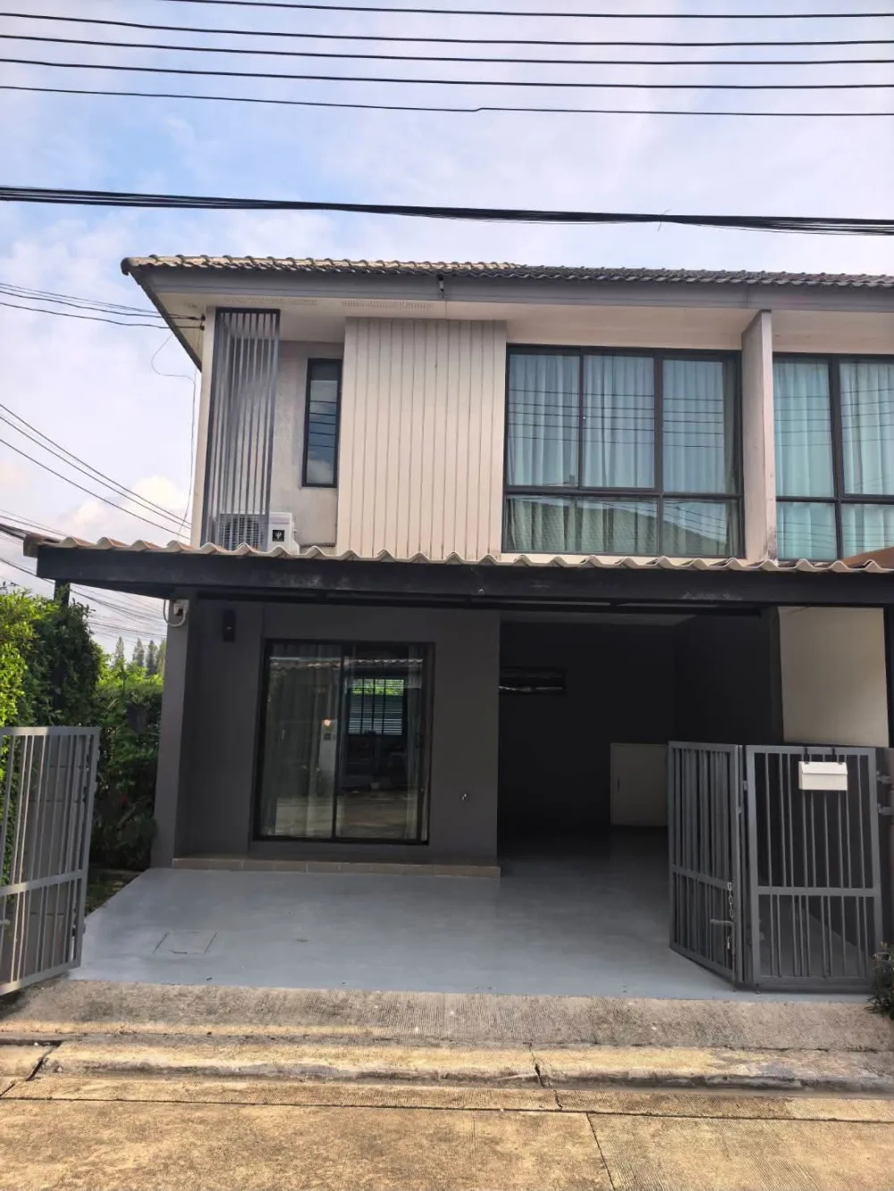 Casa en alquiler en Kathu - Villa de 3 dormitorios con jardín