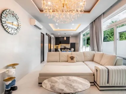 Villa en alquiler en Loch Palm Kathu con 5 dormitorios y 5 baños