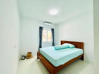 Mana Kathu Villa mit 4 Schlafzimmern und 3 Bädern zur Miete