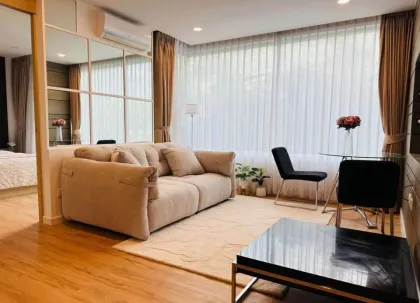 Luxury 1-Bed 1-Bath Sea-View Condo for Rent in Patong