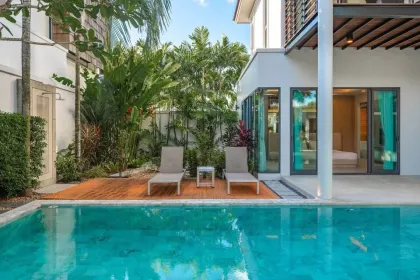 Moderne tropische 3-Zimmer-Poolvilla in Pasak, Cherng Talay