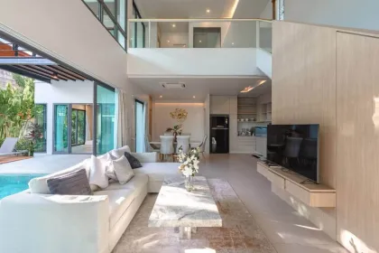Moderne tropische 3-Zimmer-Poolvilla in Pasak, Cherng Talay