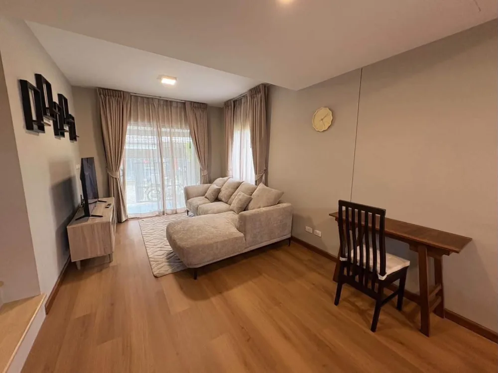 Pruksa Kathu 3-Schlafzimmer Poolvilla zu vermieten