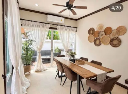 Villa privée 4 chambres avec piscine à louer à Rawai–Nai Harn