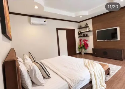 Villa privée 4 chambres avec piscine à louer à Rawai–Nai Harn