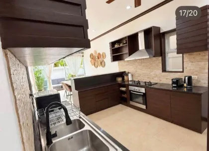 Villa privée 4 chambres avec piscine à louer à Rawai–Nai Harn