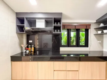 Villa de 3 Dormitorios con Piscina Privada en Thalang