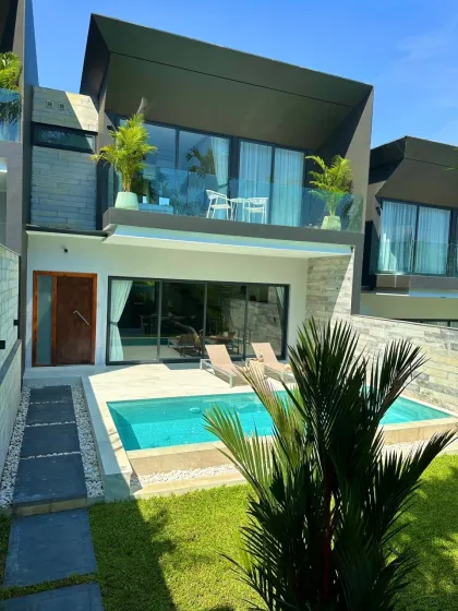 Villa privada con piscina en colina | Estilo loft moderno en tranquila zona de Chalong, Phuket