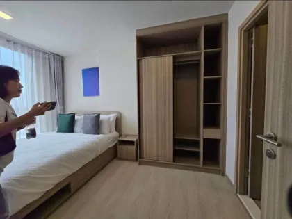 现代一居室公寓位于The Base Rise Central Phuket