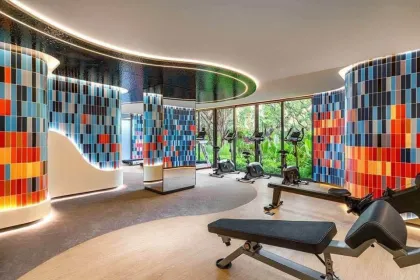 现代一居室公寓位于The Base Rise Central Phuket