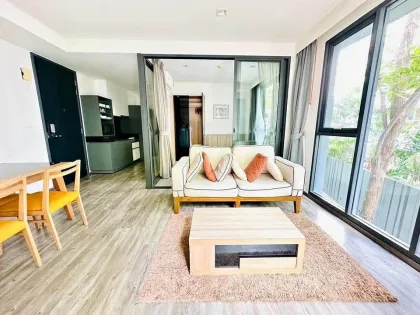 Condo moderne 2 chambres à louer au Deck Patong