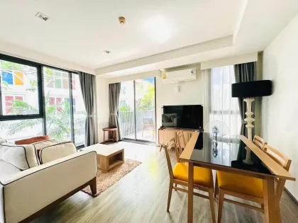 Condo moderne 2 chambres à louer au Deck Patong