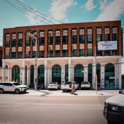 Просторное коммерческое помещение на 3 этажа в аренду в Лагуне, Чернг Талай