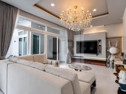 Spacious 5-Bedroom Villa for Rent in Patong, Phuket