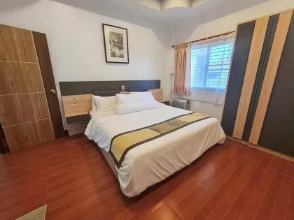 Villa privée 4 chambres avec piscine à louer à Baan Suan Neramit 5, Thalang, Phuket