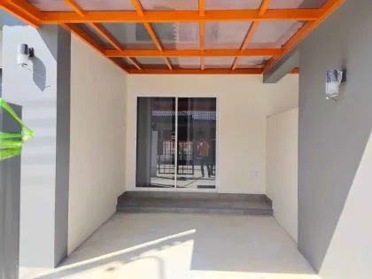 2-Zimmer-Reihenhaus zur Miete in Phuket Villa Airport Village