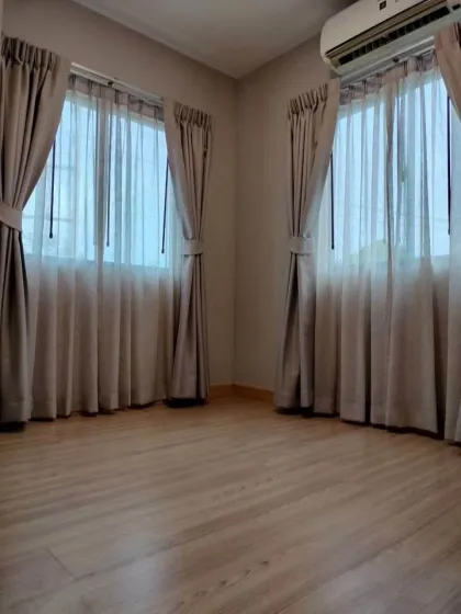 ให้เช่าวิลล่า 3 ห้องนอนในพรุกสา วิลล์ กะทู้