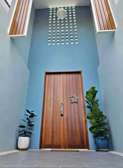 Pool Villa with 3 Bedrooms and 4 Bathrooms for Rent in Suan Luang