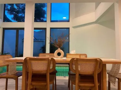 Pool Villa with 3 Bedrooms and 4 Bathrooms for Rent in Suan Luang