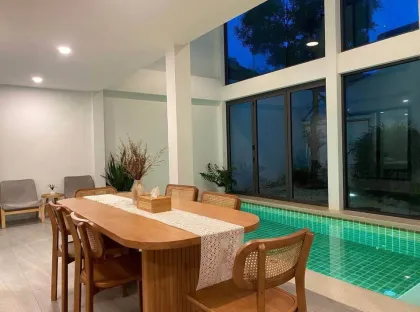 Pool Villa with 3 Bedrooms and 4 Bathrooms for Rent in Suan Luang