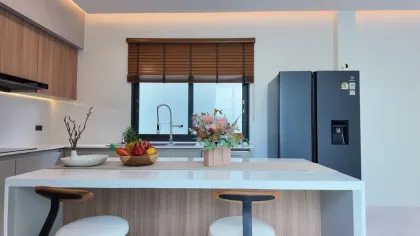 Amplia y moderna villa con piscina de 5 habitaciones en alquiler en Rawai