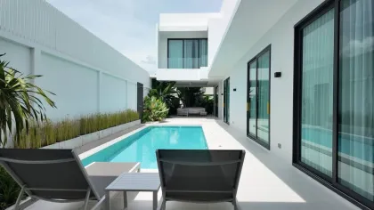 Amplia y moderna villa con piscina de 5 habitaciones en alquiler en Rawai