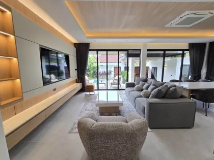 Modern renovierte Privatpool-Villa in Cherng Talay