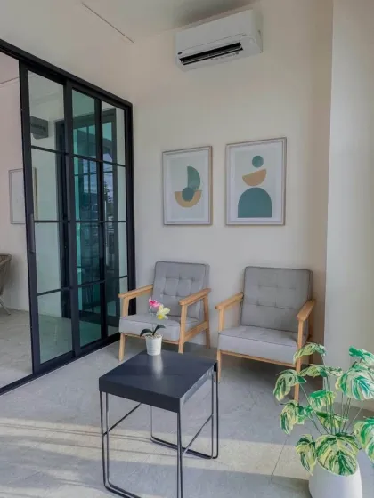 Villa de luxe 3 chambres entièrement meublée avec jardin à Kamala