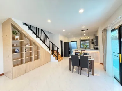 Villa nueva de 3 habitaciones con piscina privada en alquiler en Chalong