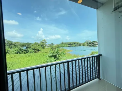 Villa nueva de 3 habitaciones con piscina privada en alquiler en Chalong