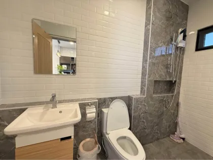 Villa nueva de 3 habitaciones con piscina privada en alquiler en Chalong