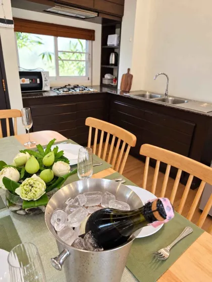 วิลล่าส่วนตัว 3 ห้องนอนพร้อมสระว่ายน้ำที่ Layantara Villas บางเทา