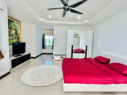 3 Schlafzimmer Privater Pool Villa zur Miete in Rawai