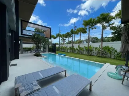 Moderne Luxus-Poolvilla zur Miete in Koh Kaew