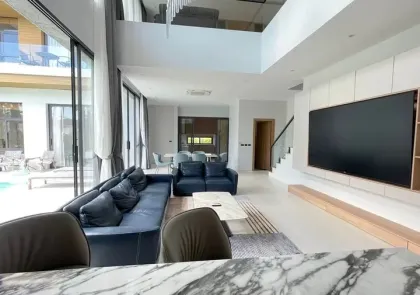 Moderne Luxus-Poolvilla zur Miete in Koh Kaew