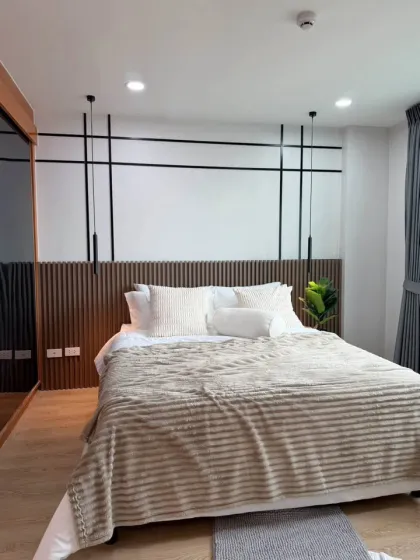 Neu renovierte 1-Zimmer-Wohnung mit 1 Bad im Ratchaporn Condo, Kathu, Phuket