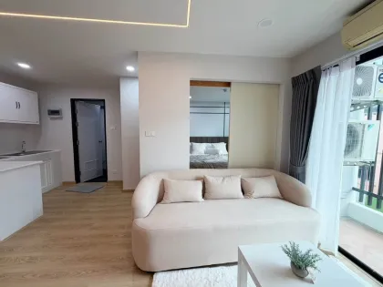 Neu renovierte 1-Zimmer-Wohnung mit 1 Bad im Ratchaporn Condo, Kathu, Phuket