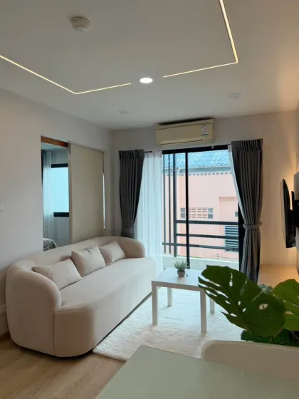 Neu renovierte 1-Zimmer-Wohnung mit 1 Bad im Ratchaporn Condo, Kathu, Phuket