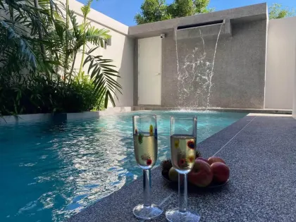 Luxuriöse Neue 3-Schlafzimmer-Poolvilla zur Miete in Cape Yamu