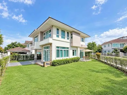 บ้านวิลล่า 4 ห้องนอน 3 ห้องน้ำ ให้เช่าในเกาะแก้ว
