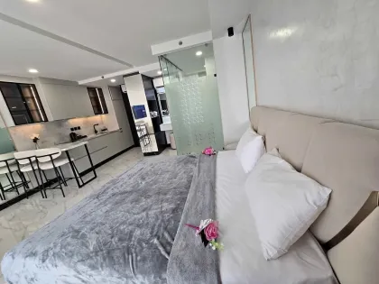Studio avec balcon près de la plage de Bangtao