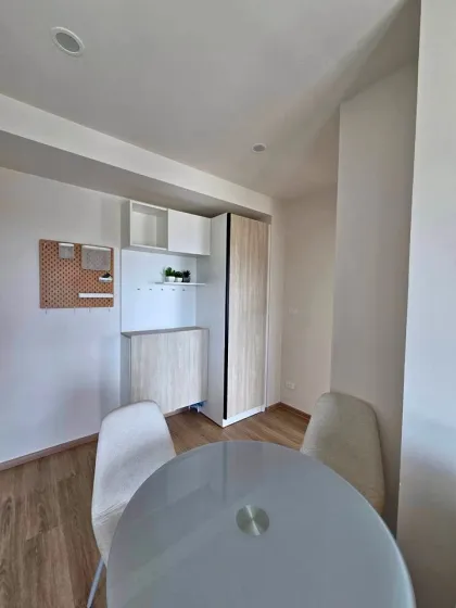 PHyll Phuket 1卧室公寓出租，街景视野