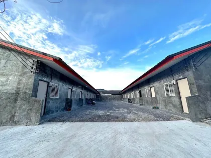 坡县So Phaniang 1区1卧1卫排屋出租