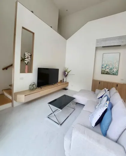 Nueva villa moderna de 3 dormitorios con piscina en Rawai