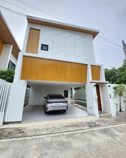 Nueva villa moderna de 3 dormitorios con piscina en Rawai