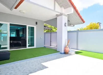 Top-Angebot! Reduzierter Preis, private Poolvilla zur Miete in Chalong