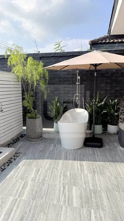 Villa con piscina de 3 habitaciones y 3 baños en alquiler en Kathu